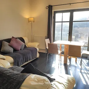  Apartment Centre 2 Bedrooms 2 Ensuite Flat Free Parking United Kingdom