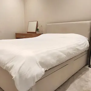  Apartment Centre 2 Bedrooms 2 Ensuite Flat Free Parking United Kingdom