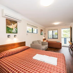 **** Holiday park Cypress Pines Studio Villas Australia