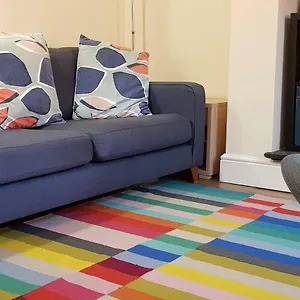  Holiday home City Centre House, Recently Furnished United Kingdom